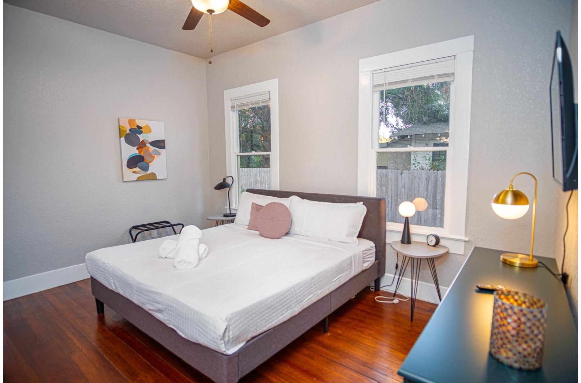 Chic Downtown Farmhouse With Garden And Bbq Grill 샌안토니오 외부 사진